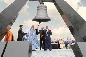Открытие мемориального комплекса «Красный» на месте бывшего фашистского концлагеря под Симферополем