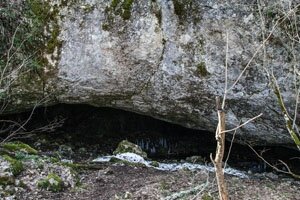 Пещеры Ай-Петринской яйлы