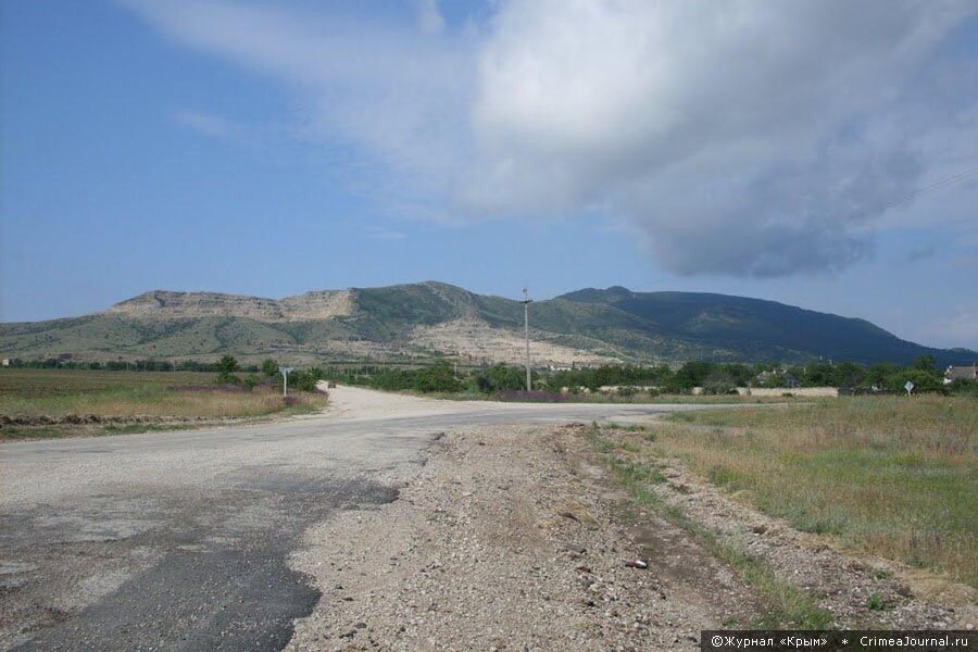 Гора Лысый Агармыш. Вид от села Кринички